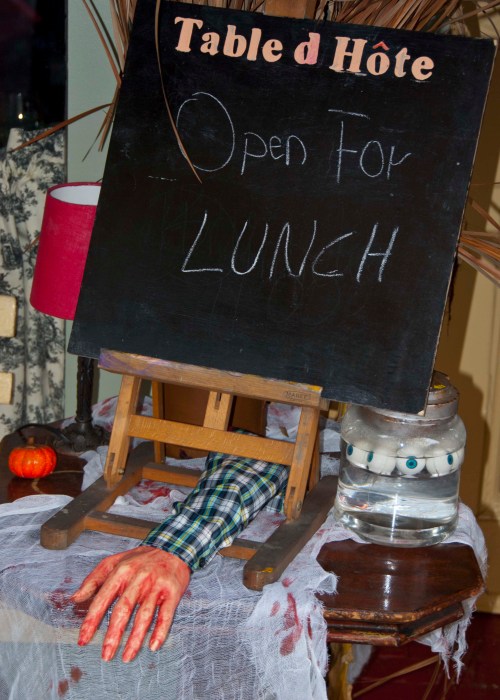 Halloween's coming up! Halloween's coming up!