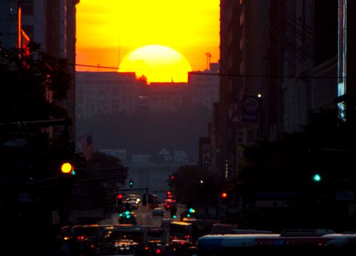 Manhattanhenge 2011 DSC_0110 cropped small 2