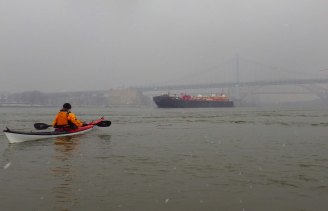 Barge in Hell Gate IMGP1087 cropped small