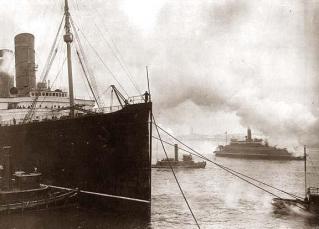 LUSITANIA-Harbor-New-York