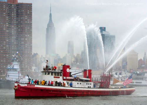 The fireboat "John J. Harvey" opens the proceedings DSC_0114 cropped small