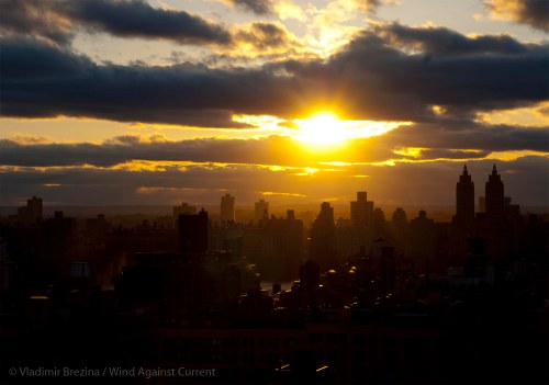Here it comes! DSC_0067 cropped small