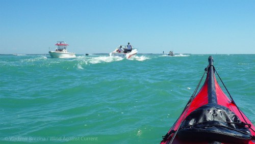 Procession of motorboats