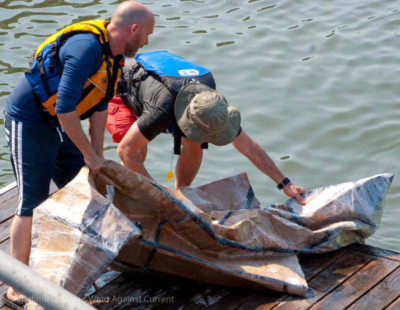 Cardboard-kayak-race-131