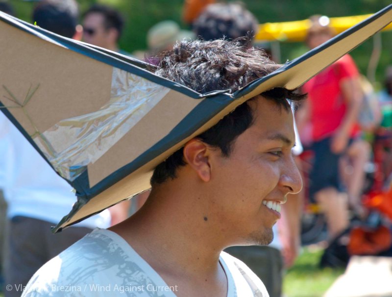 Cardboard-kayak-race-39