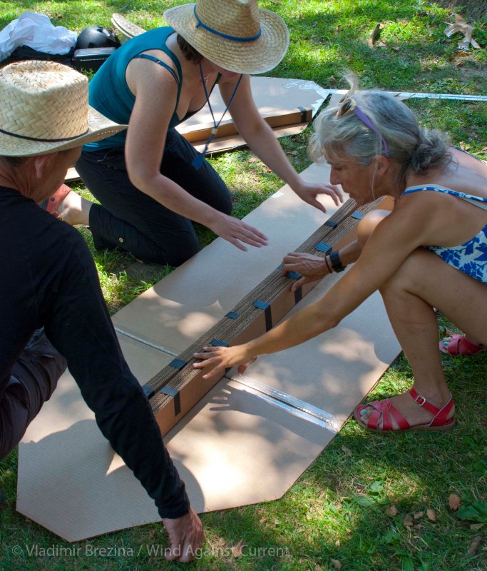 Cardboard-kayak-race-4