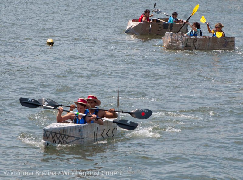 Cardboard-kayak-race-53