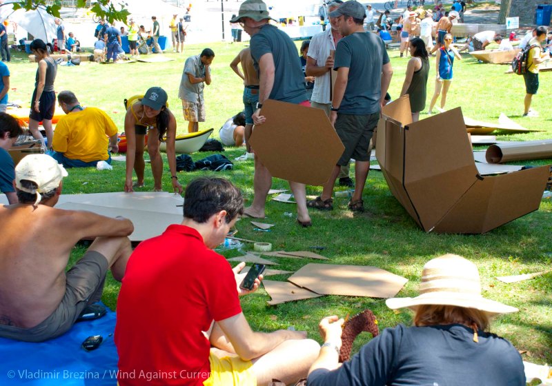 Cardboard-kayak-race-6
