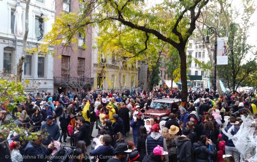 ... and looking right (photo by Johna) ... and looking right